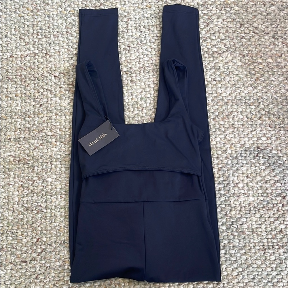 Strut This Miller Jumpsuit Black Square Neck Cutout Ankle Length Fitted Size XS - Picture 4 of 6